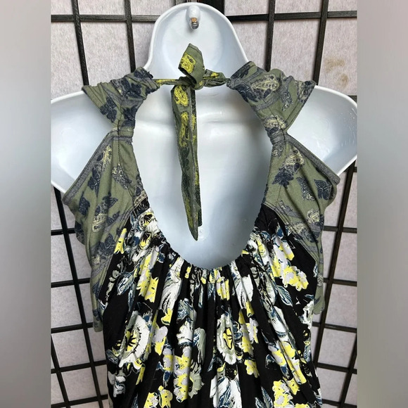 Free People Baja Babe Cold Shoulder Floral Print Top Black Combo (NWOT) - Picture 10 of 11